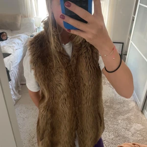 Fluff väst - Så cool fluffig väst! 