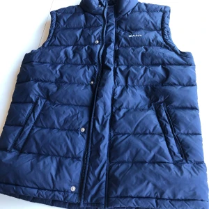 Gant väst - Snygg Gant väst i toppskick! 