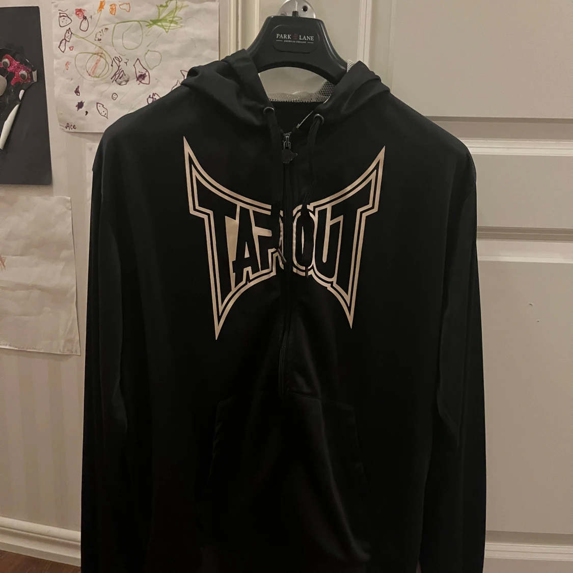 fet tapout zipup - 90
