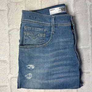 Replay Anbass - | Replay anbass jeans i storlek 34/32 | Riktigt Bra skick | Pris 449 |