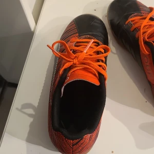 Puma one inneskor - Bra skick Storlek 34 Du kan förhandla pris