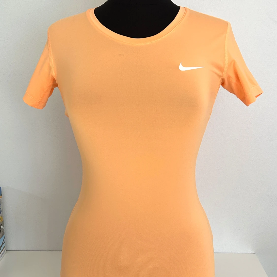 NIKE T-SHIRT