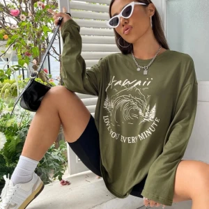 Tröja - Aldrig använd då den är för stor för mig! Storlek xs men väldigt stor i storleken! Väldigt mjuk och bekväm. Skriv för mer info💞