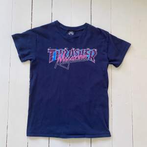 Trasher magazine T-shirt. Skick 9/10. Storlek S men passar som M. 