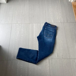 Replay Anbass Hyperflex Jeans  - Säljer nu dessa replay Anbass Hyperflex jeans, skriv för fler bilder/frågor🙌🏼