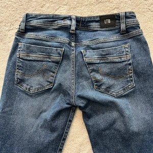 Ltb jeans💗💗 - Jättefina LTB jeans i jättebra skick💗 De är i modellen Valerie😍 I storleken W25 L30