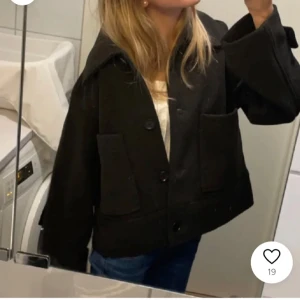 Höst Jacka  - Jätte skön använts 5 gånger typ 