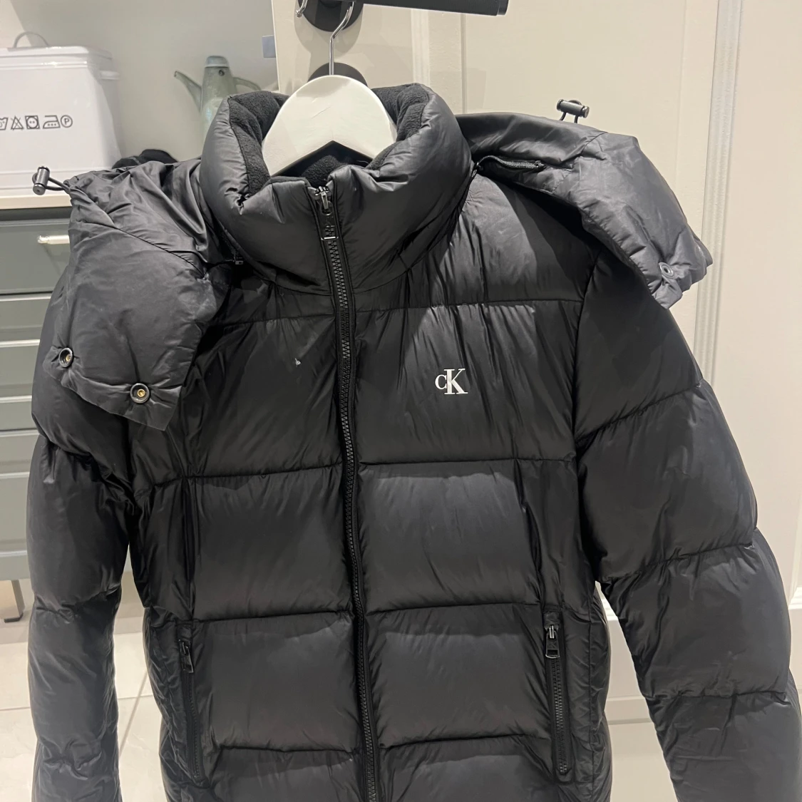 Svart pufferjacka från Calvin Klein