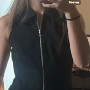 Söker toppen - Söker denna topp från Zara eller liknande  Storlek xs eller s