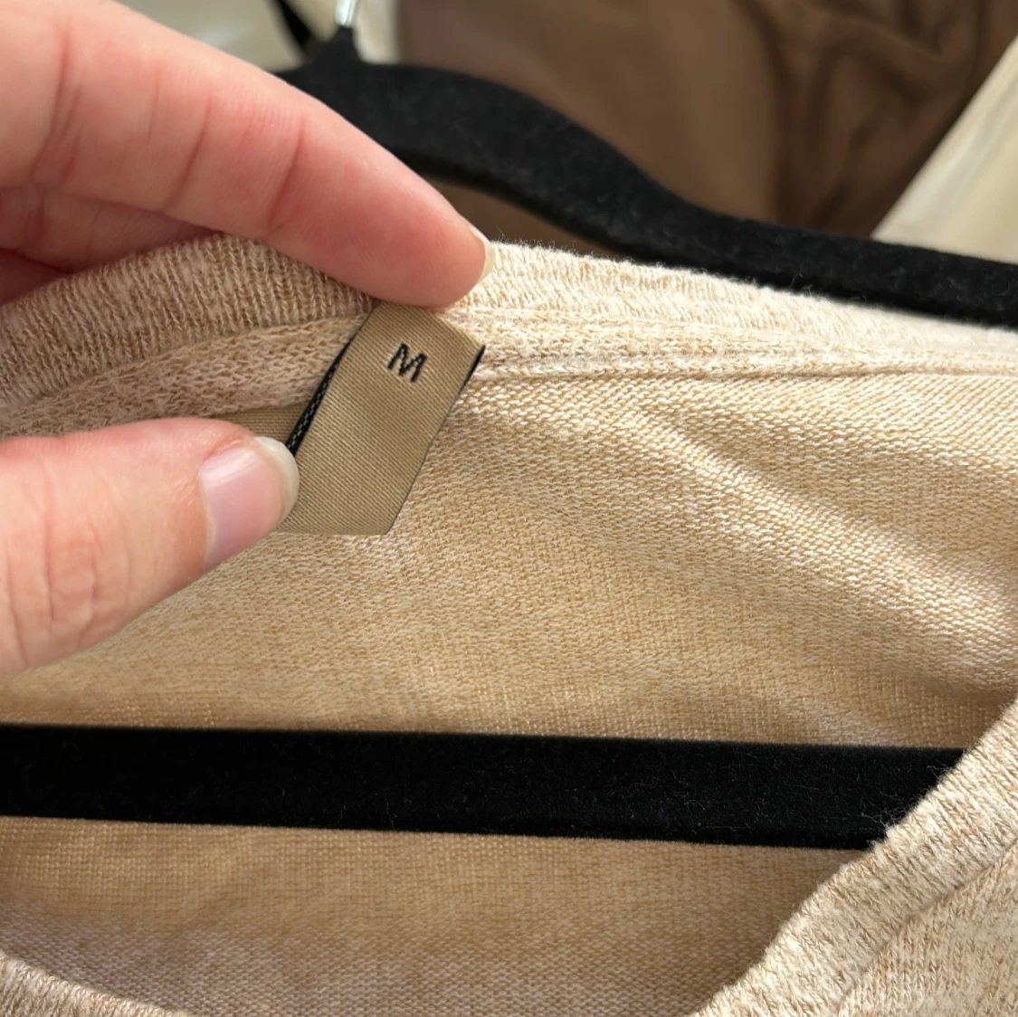 Beige myströja  - 91