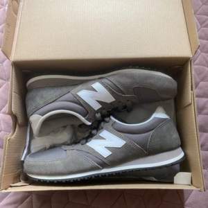 New balance skor i storlek 37 helt oanvända  Köpta i USA för ca 1.400kr