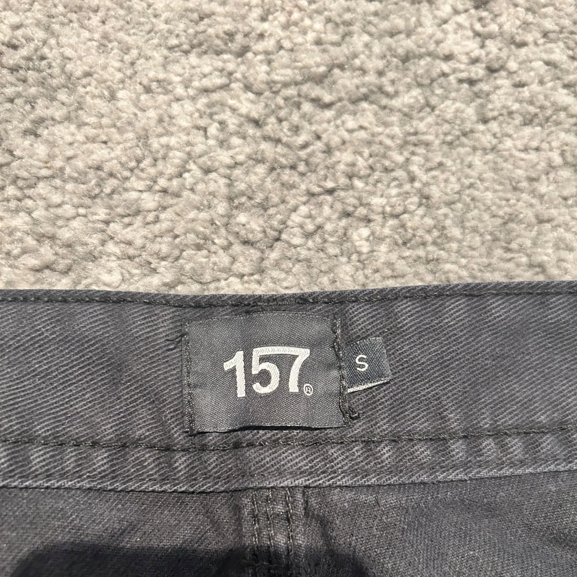 Svarta cargopants från 157 - 2