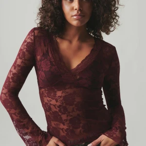 Slutsåld spelstopp vinröd Gina tricot  - Helt slutsåld, i storlek xs 