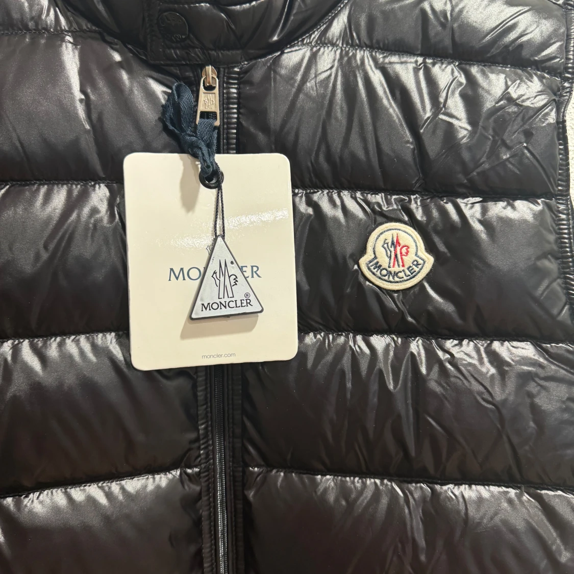Svart dunväst från Moncler - 1