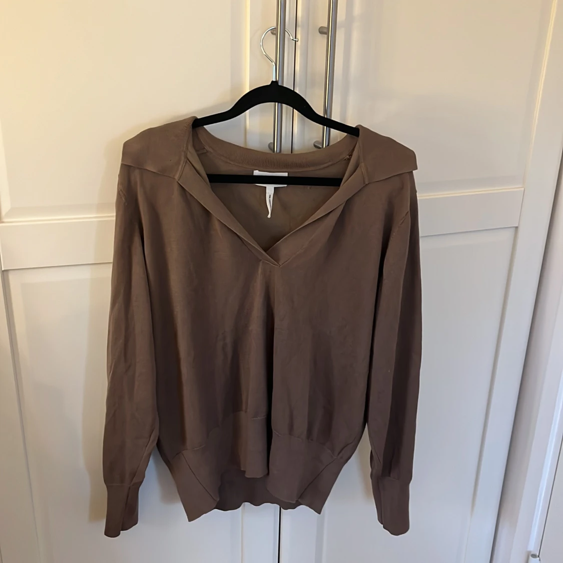 Brun långärmad tröja