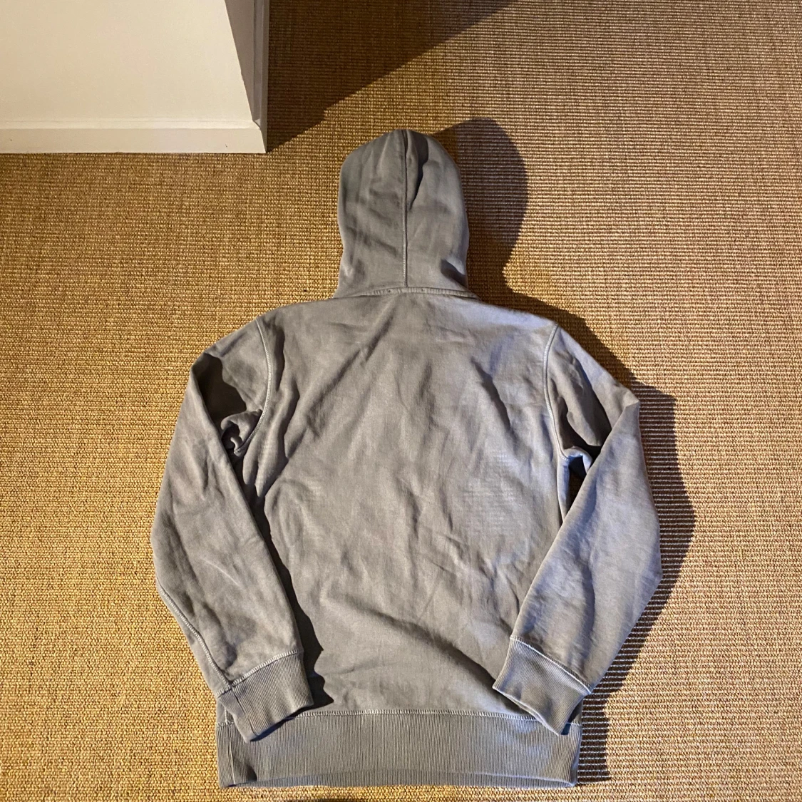 Grå hoodie från Helmut Lang - 1