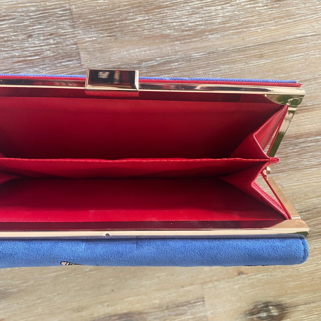 Blå blommig broderad plånbok från River Island - 1