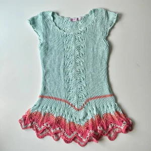 Virkad topp - Virkad topp från Peace & Love. Storlek M, passar mer en S 💘