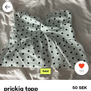 Prickig topp - Köpte den här på Plick men var för stor för mig så jag säljer den nu vidare😊