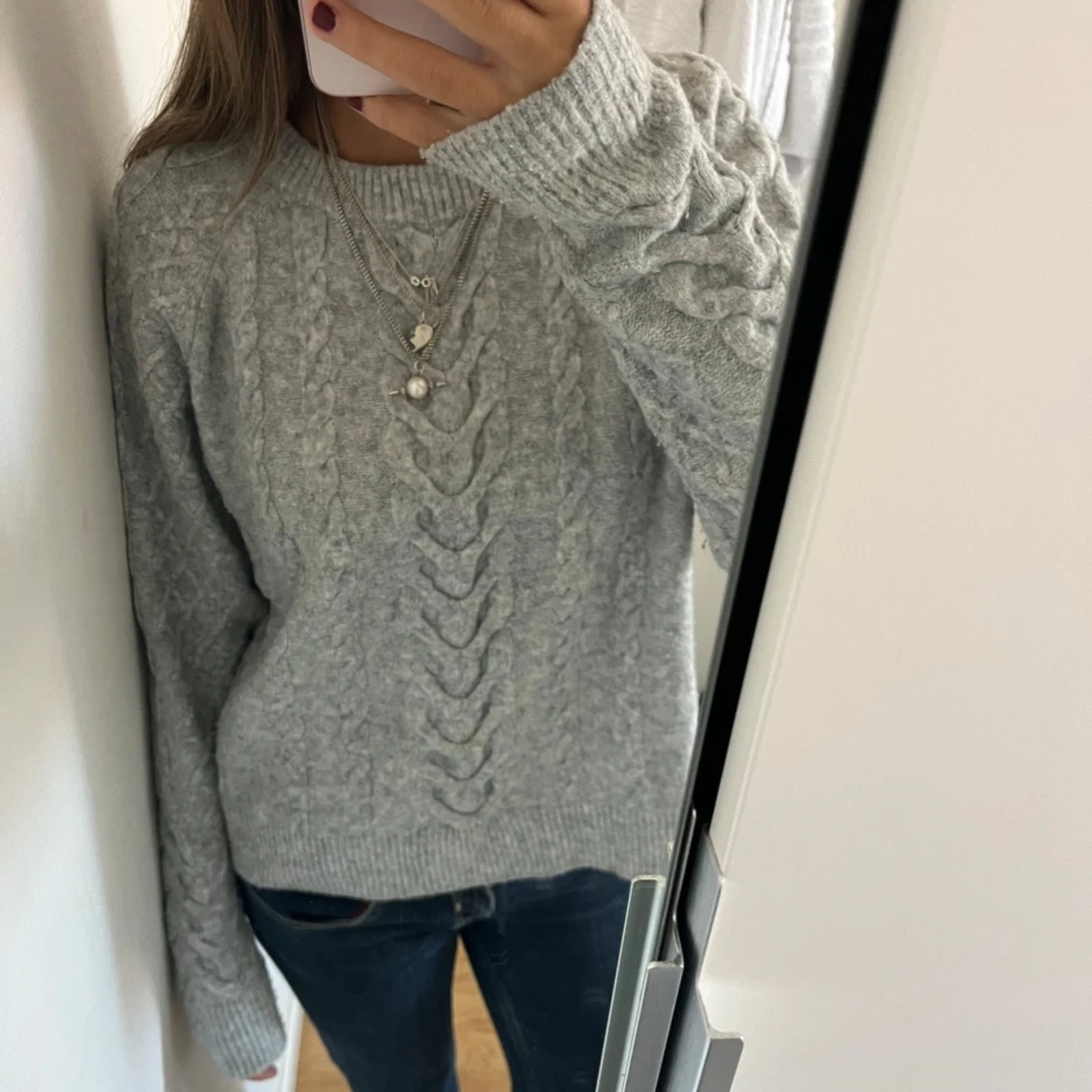 Kabelstickad tröja