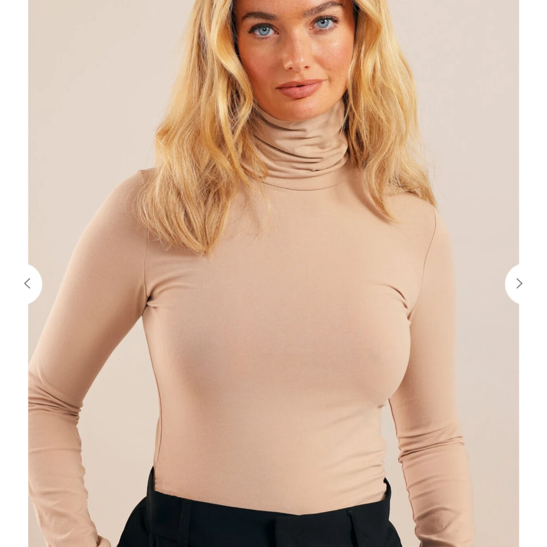 Beige polotopp från Chiquelle - 90