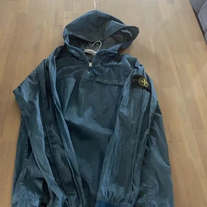 Stone island halfzip regnjacka/vindjacka -  knappt andvänd, köpt i NK.