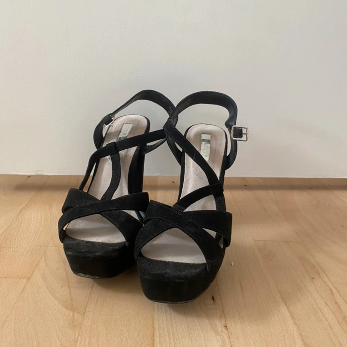 Svarta klackar  - 91