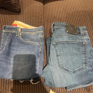 Tramarossa jeans - Tramarossa i riktigt bra skick, köp båda för 850kr🤝 ny pris ca 4000kr st