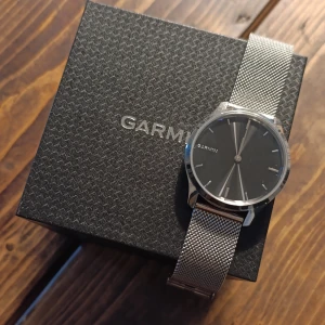 Garmin Vivomove Luxe - Nyskick