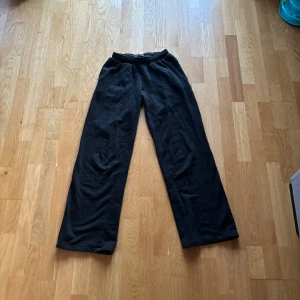 Mjukisbyxor  - Storlek xs  Lågmidjade 