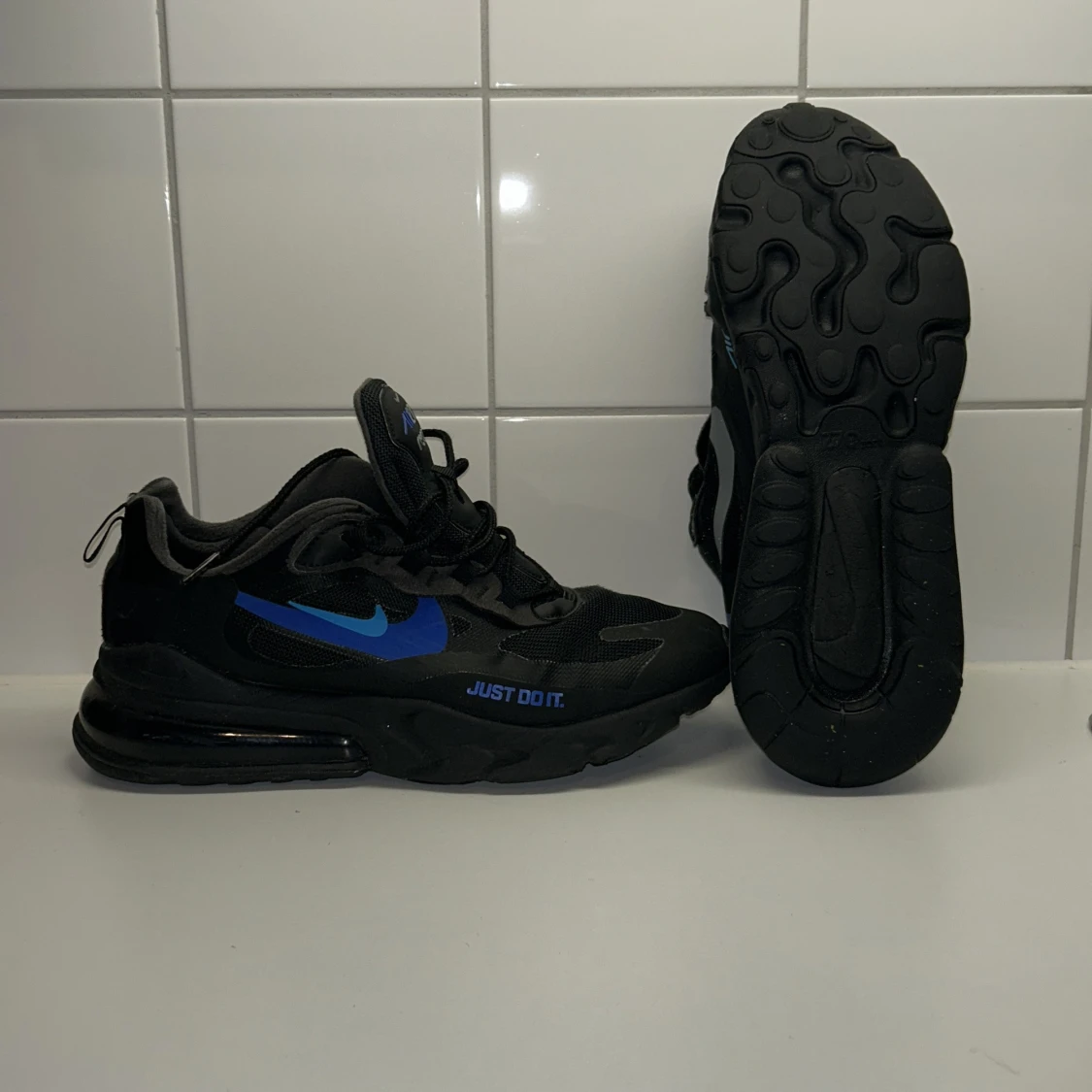 Nike Air Max 270 React - 93