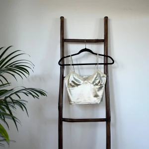 Cropad top - Cropad silk typ top 