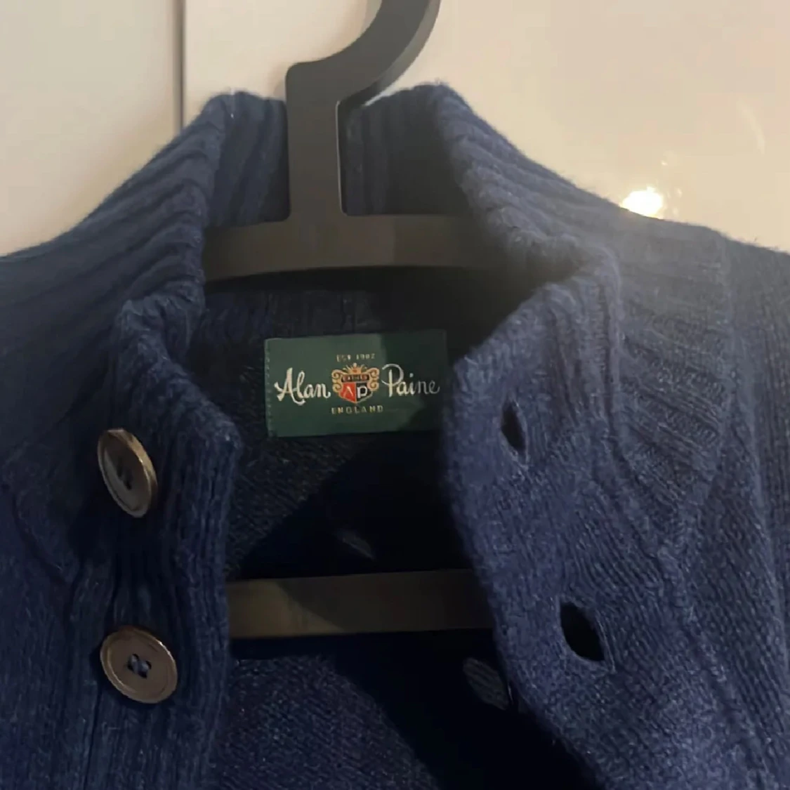 Alan paine buttoned up cardigan - 90