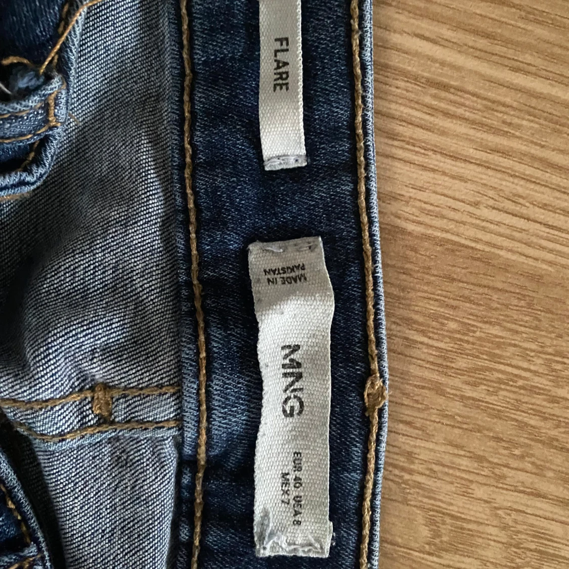 Blå flare jeans från MNG - 91