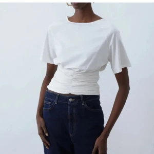 Vit topp - Super söt topp💗💗