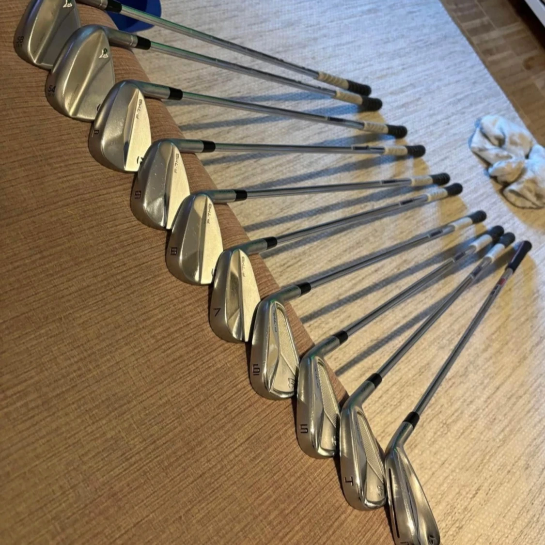 Set med golfklubbor - 1