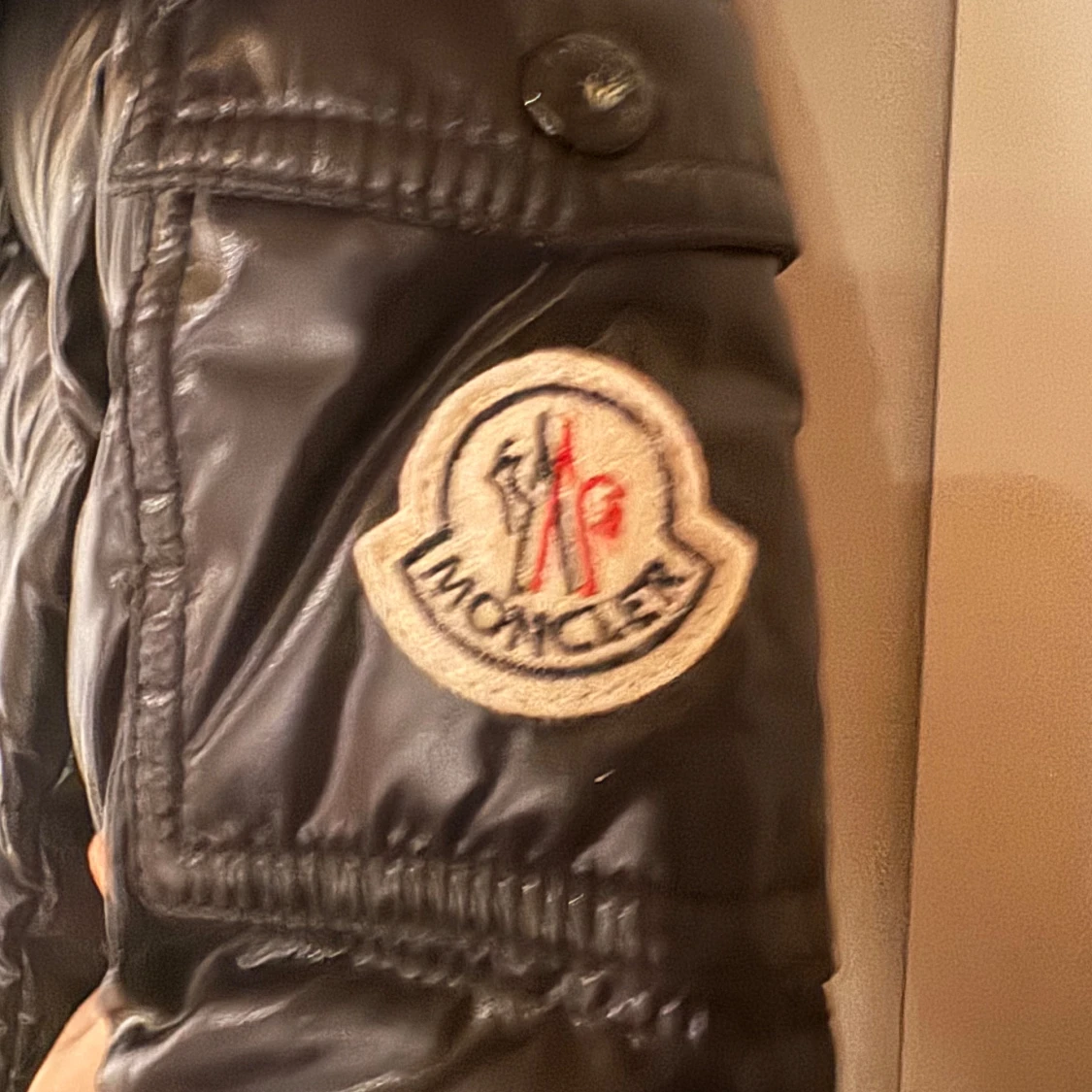 Svart dunjacka från Moncler - 3