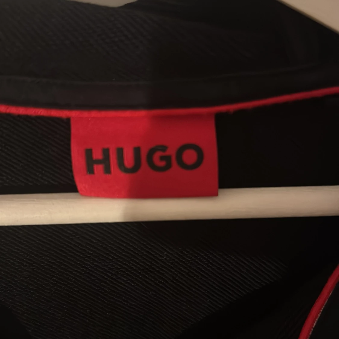 Svart hoodie från Hugo - 3