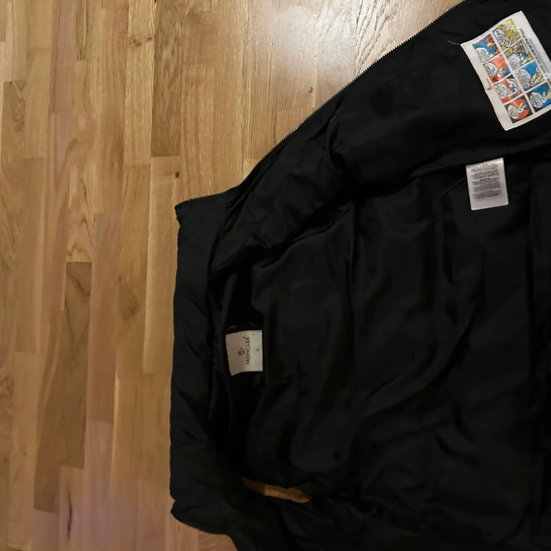 Svart dunväst från Moncler - 1