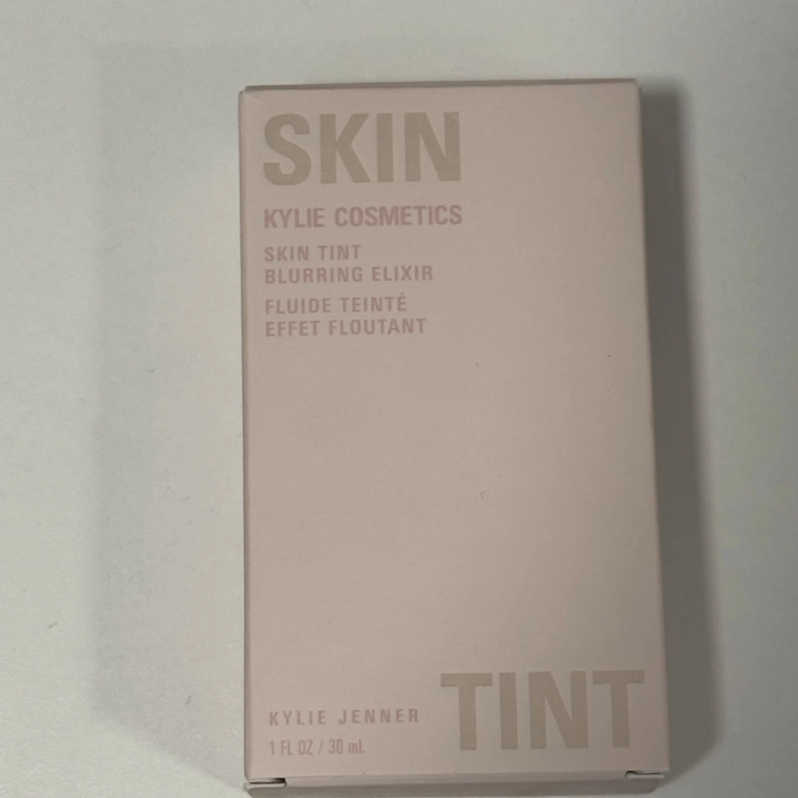 Skin Tint från Kylie Cosmetics