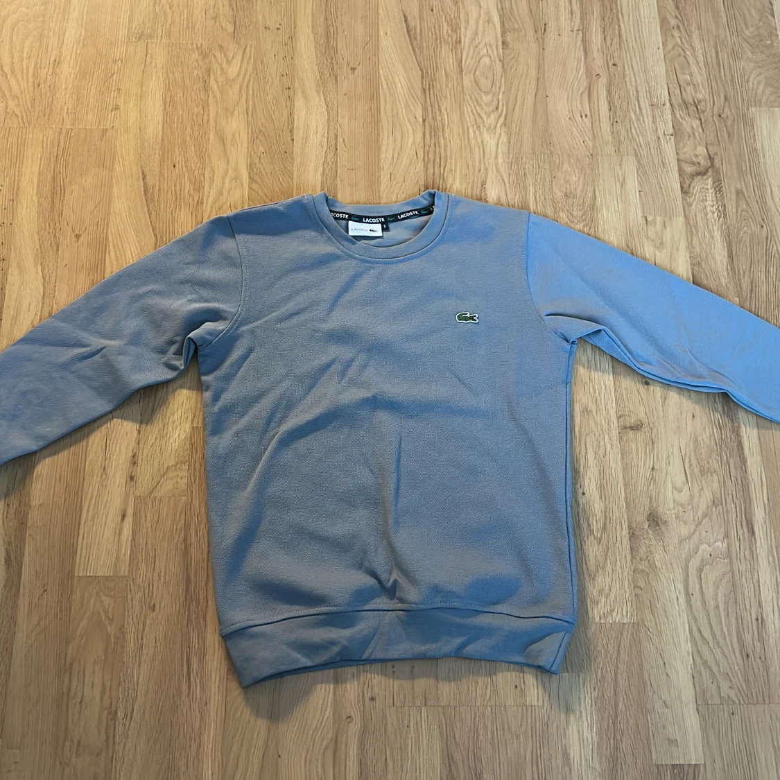 Blå sweatshirt från Lacoste