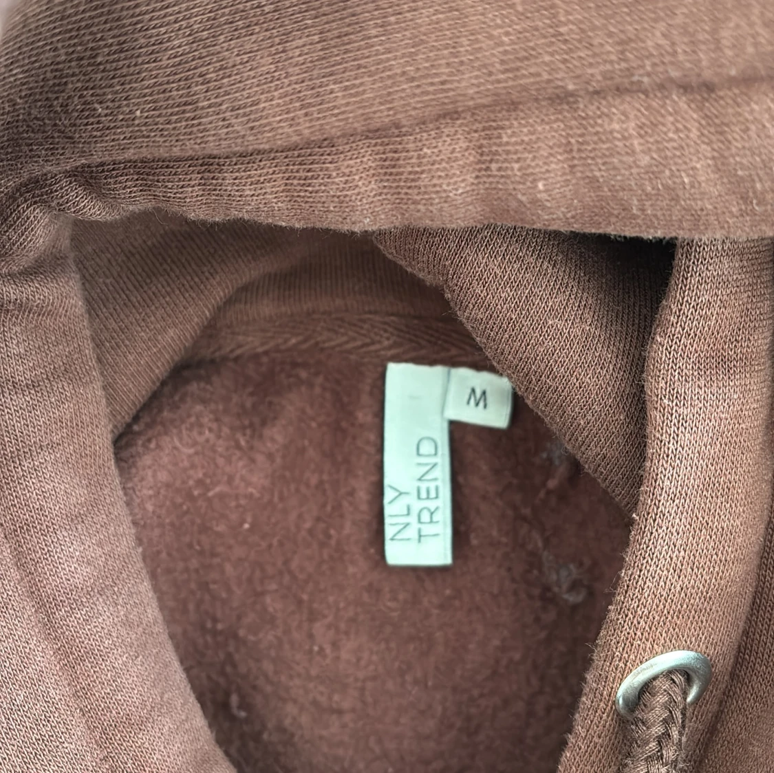 Brun hoodie från New Trend - 1