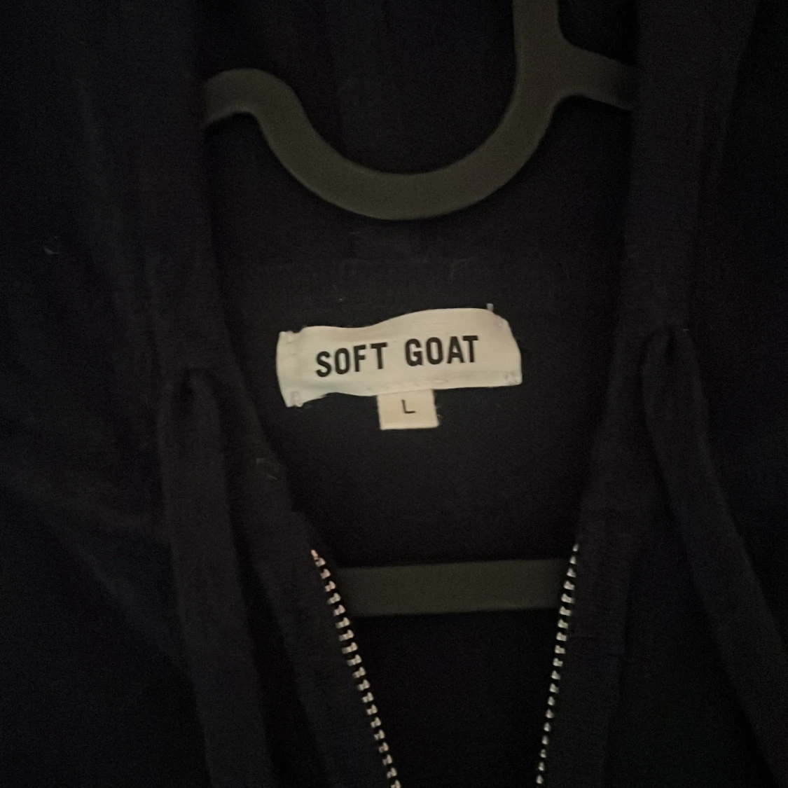 Soft goat zip up  - 90