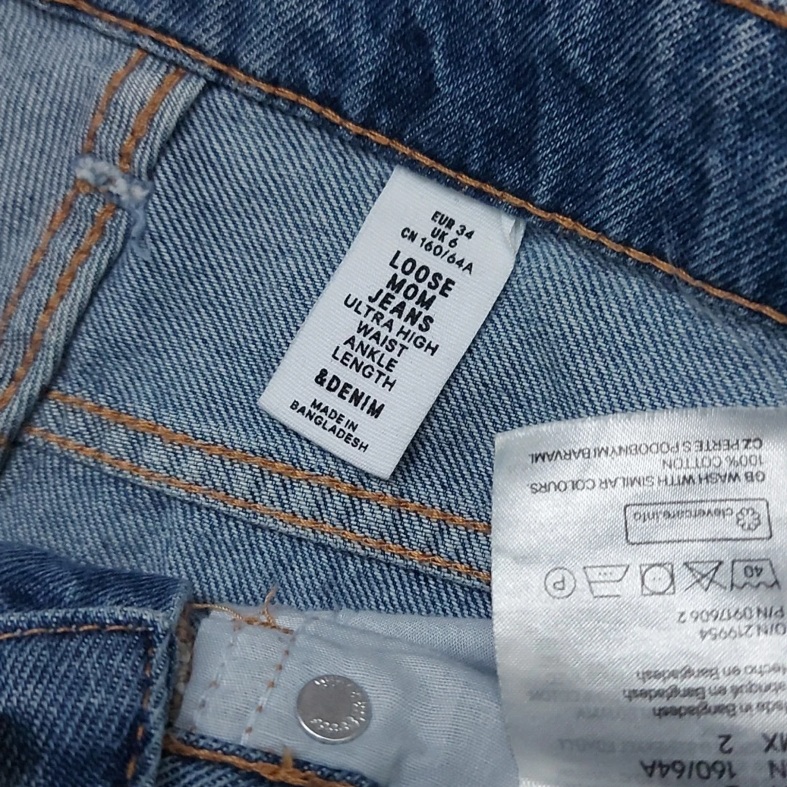 Blå loose jeans från &Denim - 92