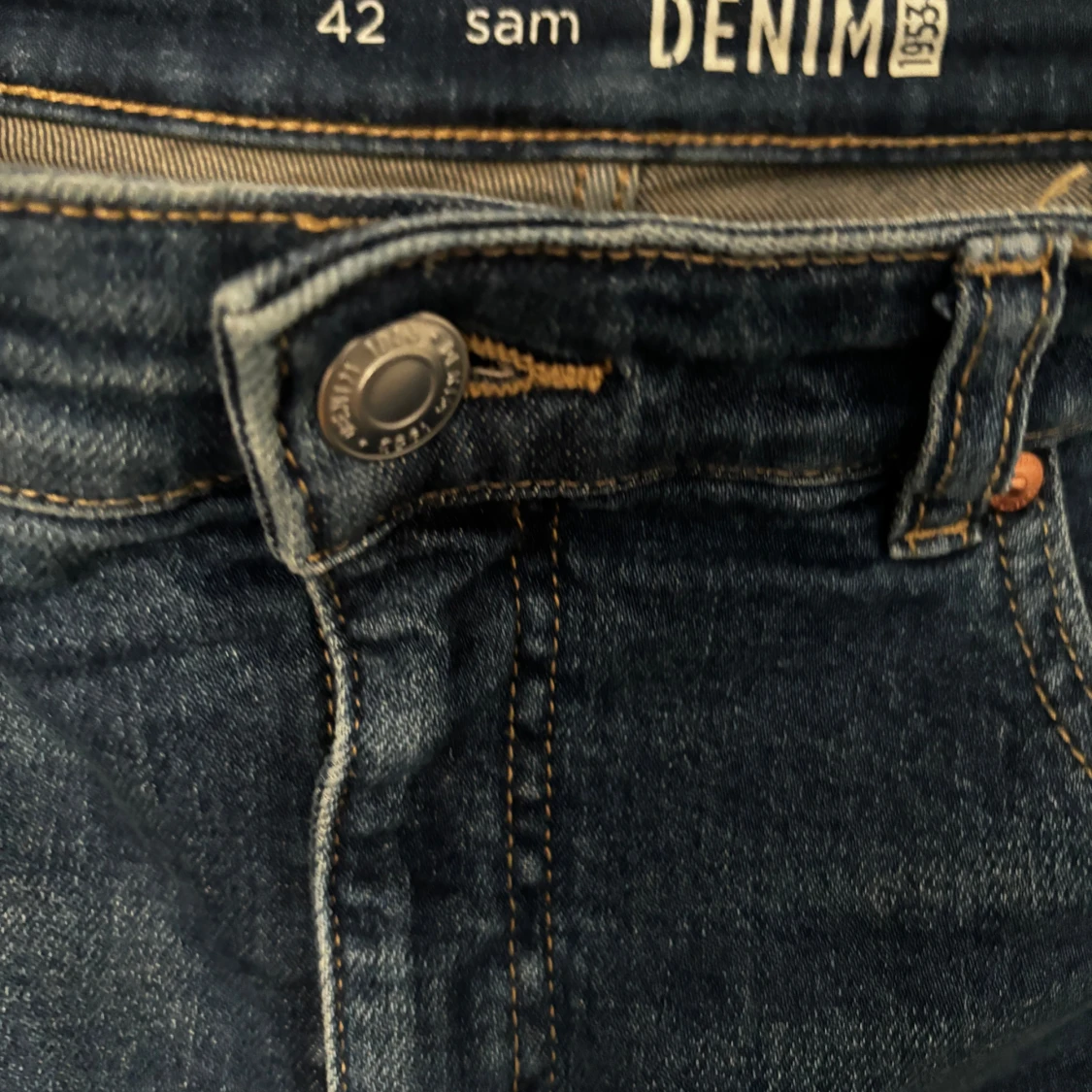 Mörkblå jeans från Denim - 90