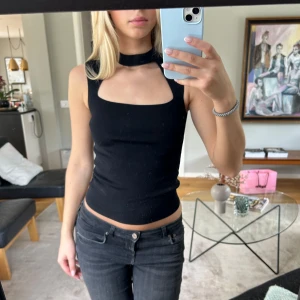 Zara topp - Zara topp, sälj inte längre. Super fint skick 