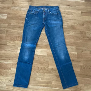 Jeans - Ett par fina Replay jeans i bra skick då de knappt vart använda. Skriv privat för mer info❤️