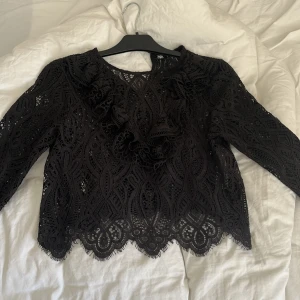 Tröja från zara - Tröja från zara som jag köpte begagnad