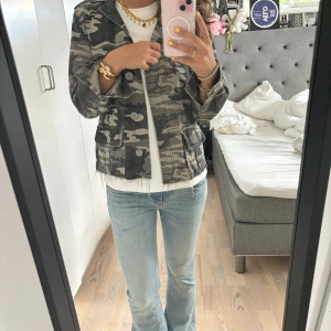 Jacka - Jacka från oklart märke. Köpt secondhand😍