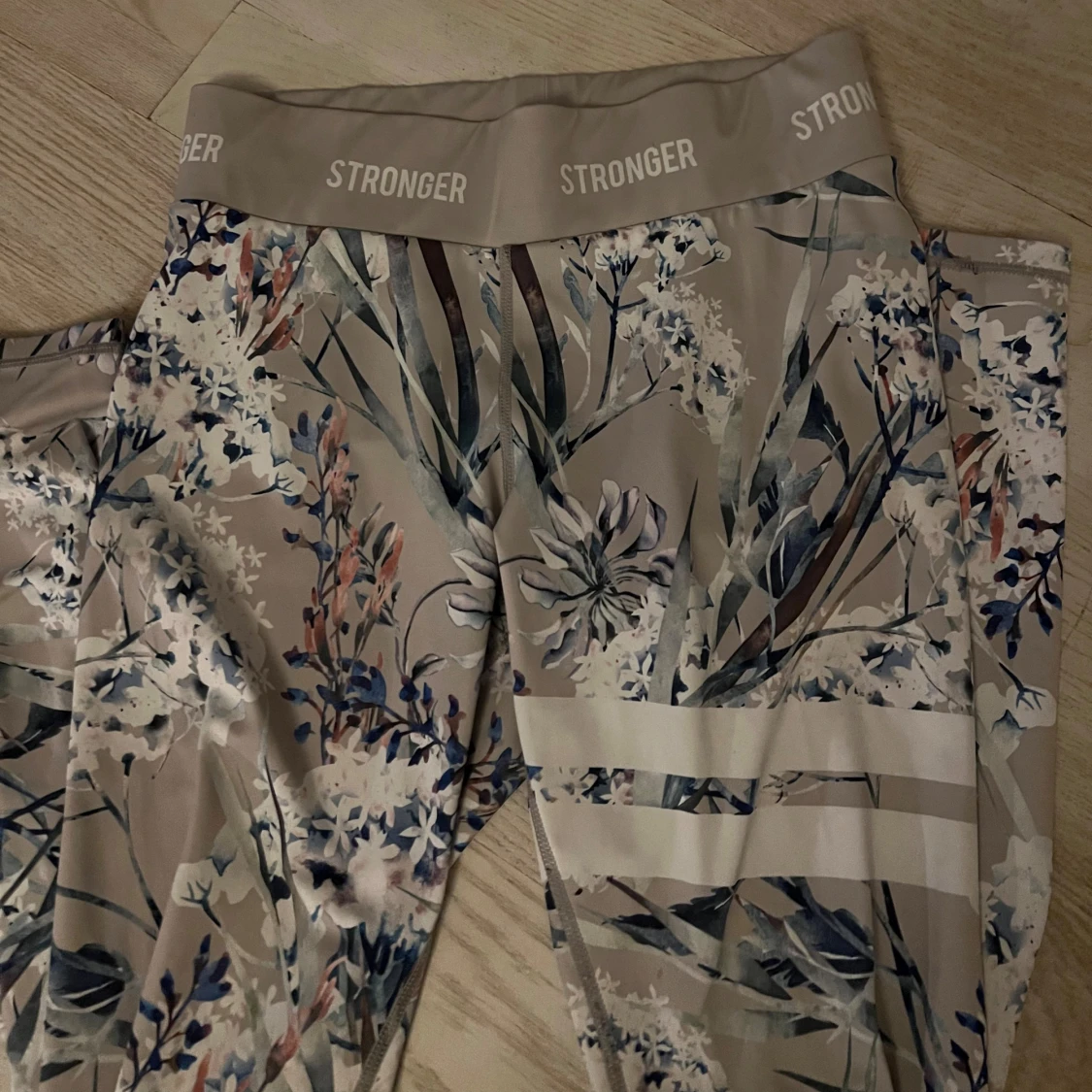 Stronger träningsbyxor